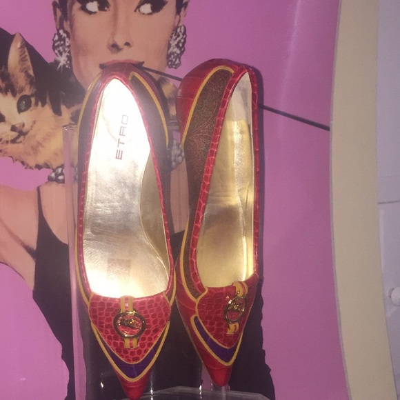 ETRO SUPER SEXY POINTY KITTEN HEELS BRAND NEW 6.5 - Picture 2 of 3